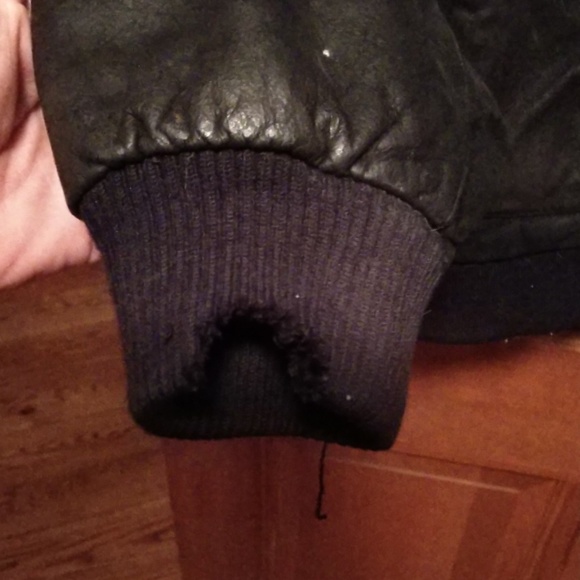 Large Beyond Leather jacket - Picture 5 of 5